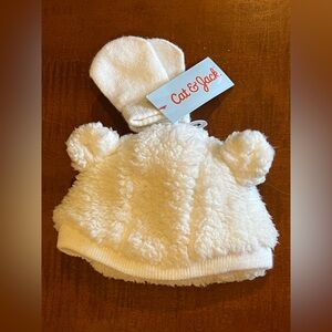 Cat & Jack Sherpa hat & mittens set for a baby. Bear ears on the hat. White. NWT